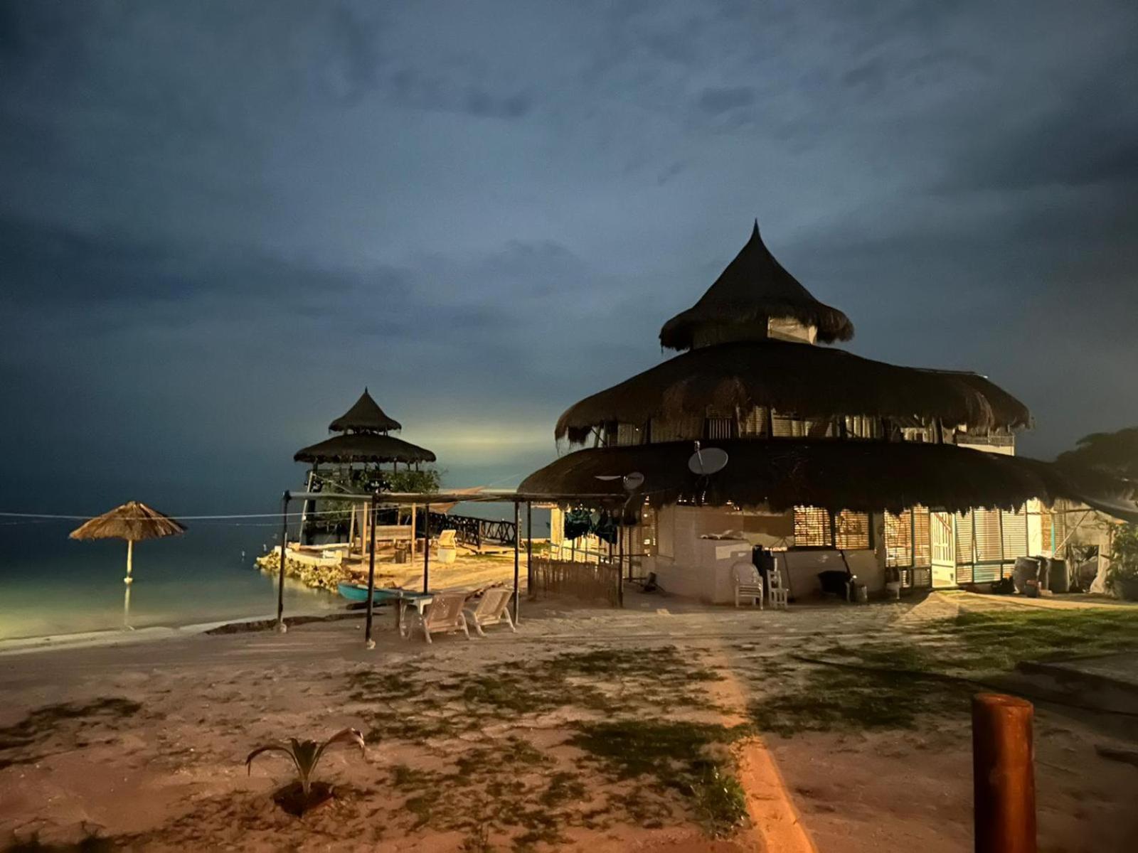 El Embrujo Tintipan Hotel Tintipan Island Eksteriør billede